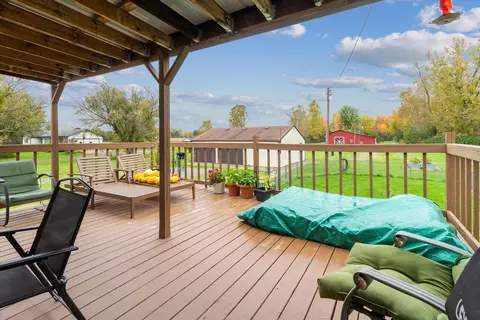 Exterior - 4154 W Carpenter Rd, Flint, MI 48504 photo 10 of 13