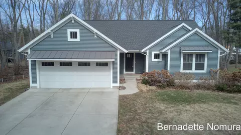 14347 Johnson St, Grand Haven, MI 49417