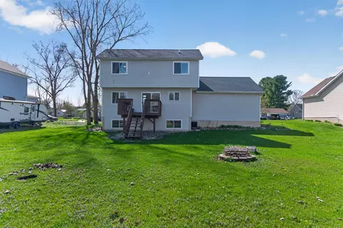 Exterior - 5135 S Granite St, Jackson, MI 49201 photo 5 of 6
