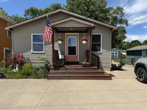 Exterior - 4022 Donnely Rd, Jackson, MI 49201 photo 2 of 11
