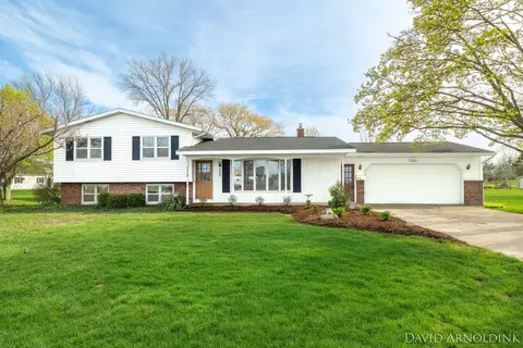 6080 146th Ave, Holland, MI 49423