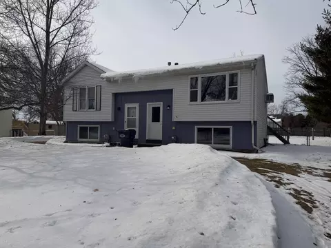 57704 Rumshire Dr, Mattawan, MI 49071