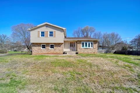 Exterior - 1190 Ferndale Rd, Jackson, MI 49201 photo 12 of 12
