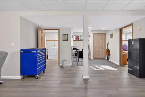 Entry Way - 14165 Crampton Rd, Camden, MI 49232 photo 5 of 7