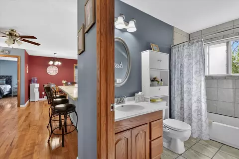Entry Way - 14165 Crampton Rd, Camden, MI 49232 photo 3 of 7