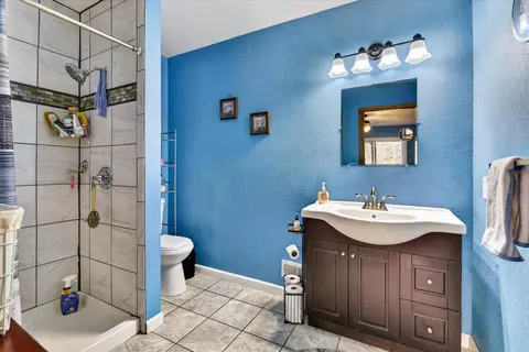 Bath - 14165 Crampton Rd, Camden, MI 49232 photo 3 of 5
