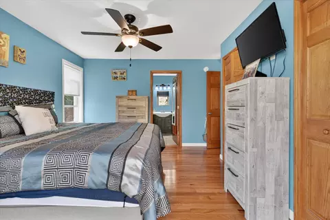 Bedroom - 14165 Crampton Rd, Camden, MI 49232 photo 3 of 8