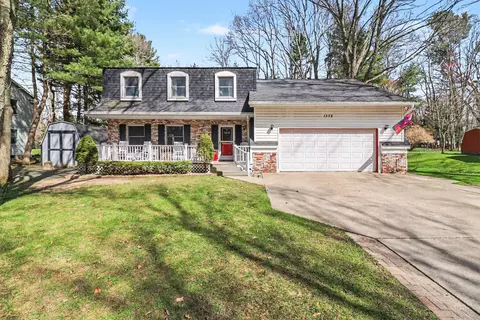 1378 N Lendale St, Ludington, MI 49431