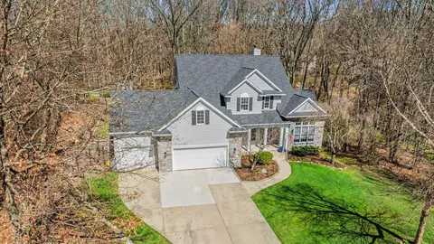 6390 Shugarbush Trl, Kalamazoo, MI 49009