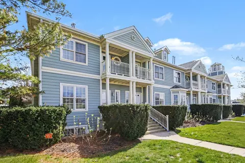 115 E Mechanic St, New Buffalo, MI 49117