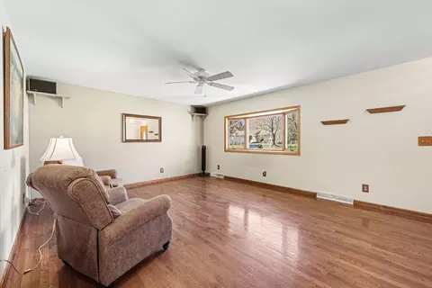 4133 Kenzie Blvd, Jackson, MI 49201 photo 5