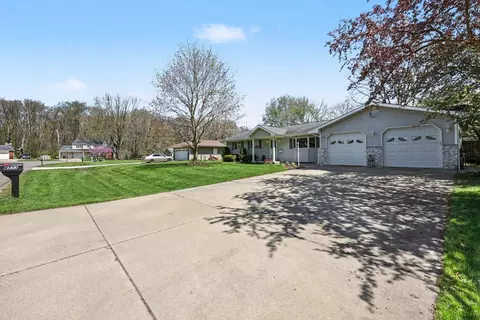 4133 Kenzie Blvd, Jackson, MI 49201 photo 4
