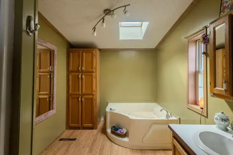 5400 E S Ave, Vicksburg, MI 49097