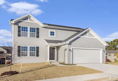 5588 Mammoth Dr SE, Caledonia, MI 49316