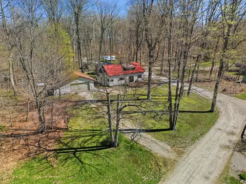 15359 N Clear Lake Dr, Big Rapids, MI 49307