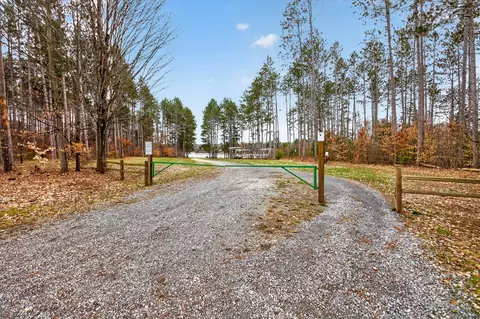 7977 Sandy Ln, Stanwood, MI 49346