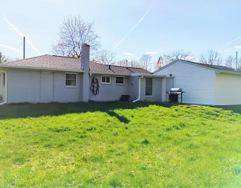 Exterior - 3013 E South St, Jackson, MI 49201 photo 2 of 3