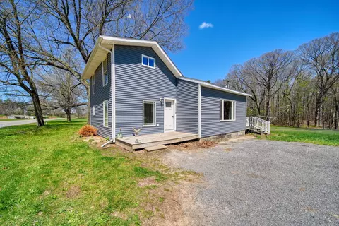 12770 W Us Highway 223, Manitou Beach, MI 49253