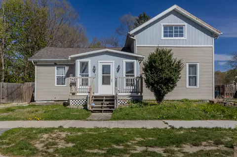 409 S Haver St, Hartford, MI 49057