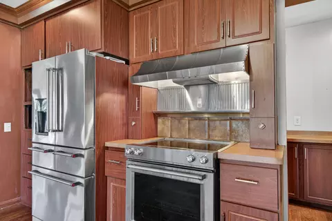 Kitchen - 6231 Moon Lake Rd, Jackson, MI 49201 photo 2 of 4