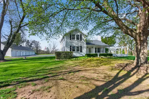 6231 Moon Lake Rd, Jackson, MI 49201