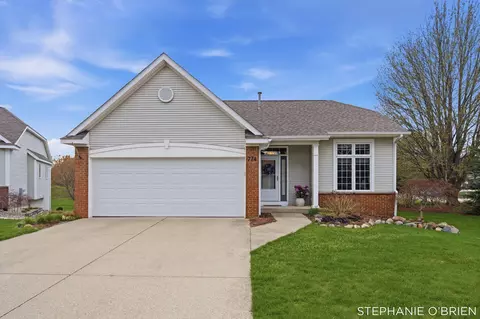 774 Holly Creek Dr #1, Holland, MI 49423
