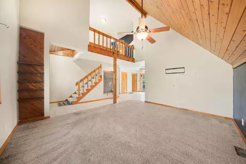 Living - 1235 Winifred St, Jackson, MI 49202 photo 1 of 1