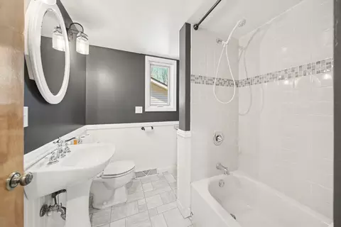 Bath - 1235 Winifred St, Jackson, MI 49202 photo 1 of 3