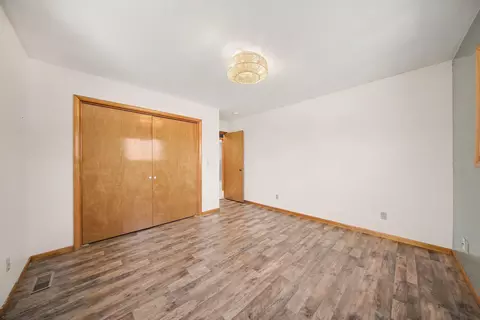 Bedroom - 1235 Winifred St, Jackson, MI 49202 photo 2 of 7
