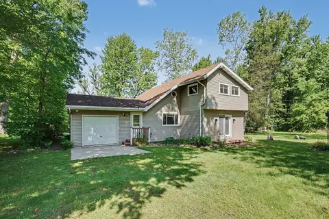 Exterior - 64420 Constantine Rd, Constantine, MI 49042 photo 4 of 8