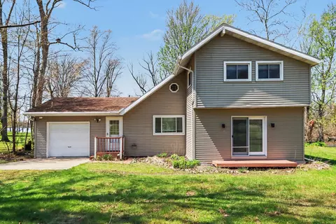 Exterior - 64420 Constantine Rd, Constantine, MI 49042 photo 6 of 6