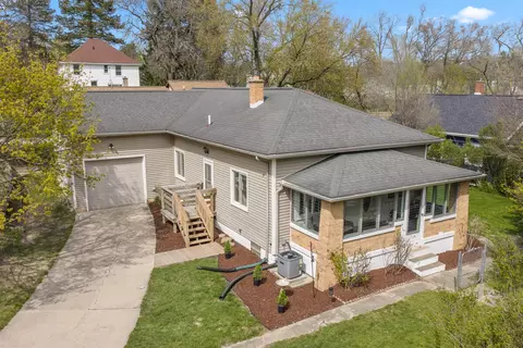 1635 Mcdonald St NW, Grand Rapids, MI 49504
