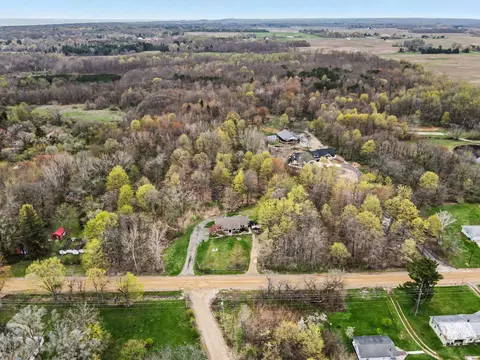 6675 Vl 122nd Ave, Fennville, MI 49408