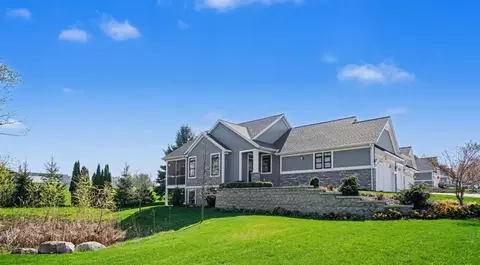 2424 Ravines Trail Dr SW #1, Byron Center, MI 49315