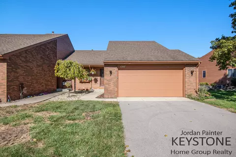 1307 Bent Tree Dr #68, Hudsonville, MI 49426