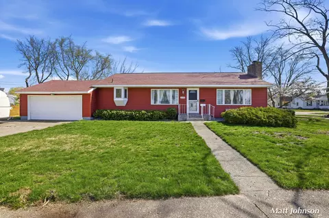 1230 Princeton Rd, Muskegon, MI 49441