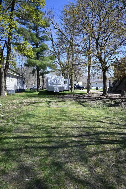 1721 Pine St, Muskegon, MI 49442