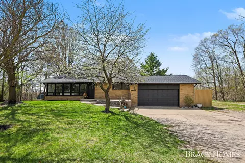 Exterior - 249 Thurman St, Belding, MI 48809 photo 2 of 8