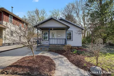 110 Graceland St NE, Grand Rapids, MI 49505