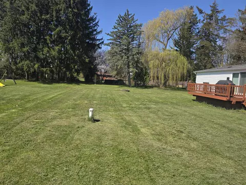 218 E Lake St, Crystal, MI 48818 photo 2