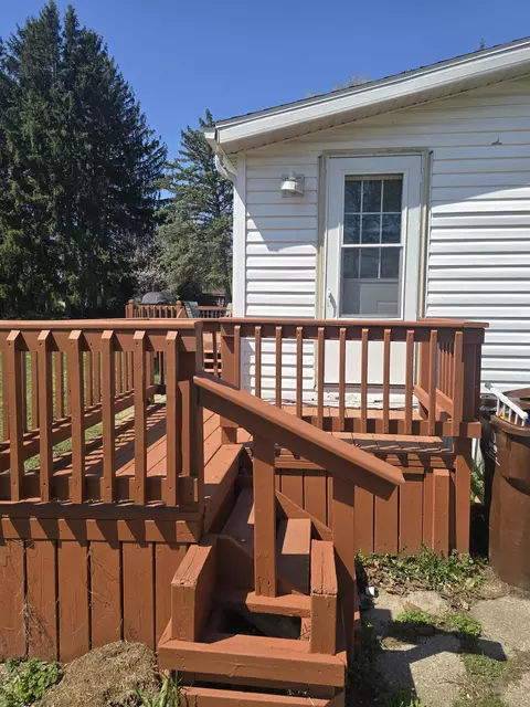 218 E Lake St, Crystal, MI 48818 photo 7