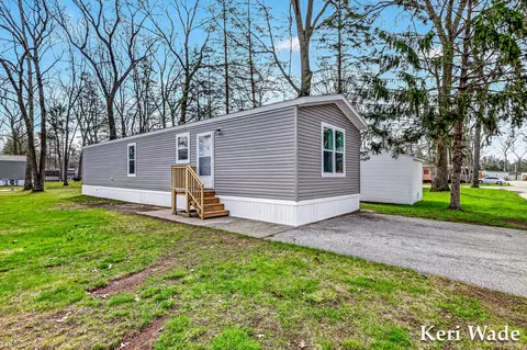 2310 Cherry Rd, Twin Lake, MI 49457