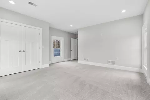 Bedroom - 135 Golfview Dr, Plainwell, MI 49080 photo 5 of 7