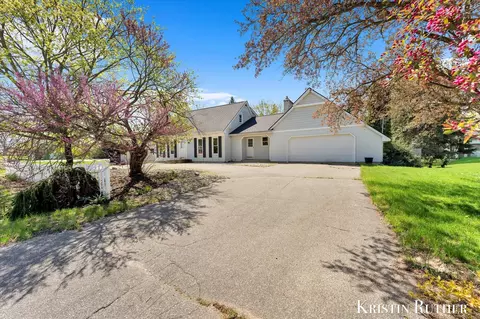 9155 J Ave SW, Byron Center, MI 49315