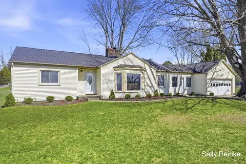 4815 Cannonsburg Rd NE, Belmont, MI 49306