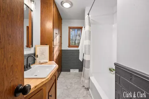 Bath - 3125 E 82nd St, Newaygo, MI 49337 photo 1 of 3