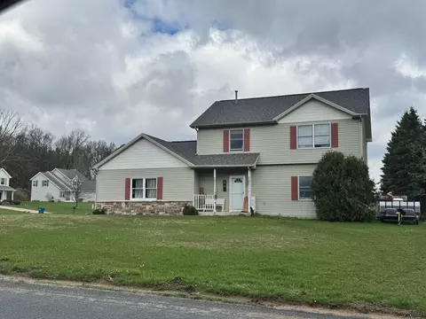 7448 Texas Heights Ave, Kalamazoo, MI 49009