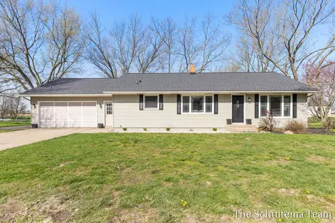 6353 120th Ave, Holland, MI 49424