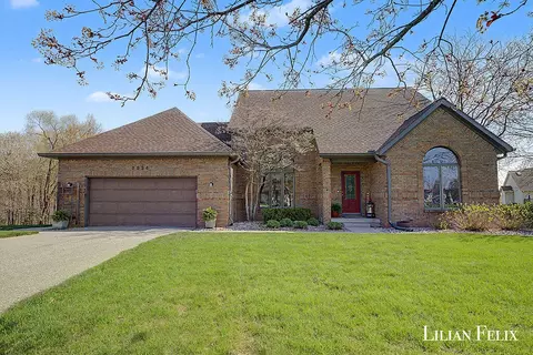 7924 Park Ridge Dr SW, Jenison, MI 49428