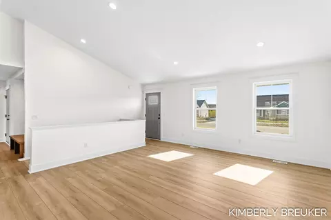 Living - 11767 Everett Ave, Allendale, MI 49401 photo 2 of 3
